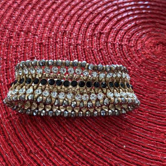 Beautiful costume bracelets - Picture 2 of 5